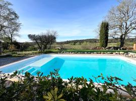 Gîte au milieu des vignes, villa em La Bruguière