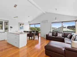 Half Moon Bay Hideaway 1 min to Foreshore