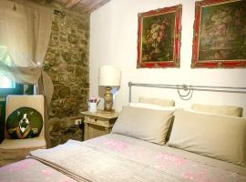 Casa Malù Suvereto Antica Dimora with two bedrooms、スヴェレートのアパートメント