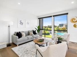 Sands Coastal Villa Close to Pool, Beach and Golf, hotel con piscina a Torquay