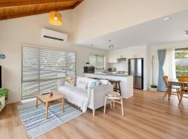 Jan Juc Ocean Views And Sunshine，位于托基的酒店