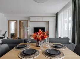 Fantasy House, cozzy apartmens, free parking, long stays welcome