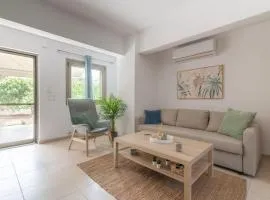 Citrea Stylish House with Garden near Beach