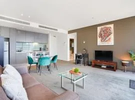 Grosvenor on Queens Luxury Melbourne CBD Apt