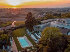 Relais Forte Benedek Wine & SPA - Adults Only, farm stay in Pastrengo