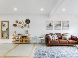 Rye Getaway - Well Appointed & Cozy Family Home*, hotel v destinaci Rye