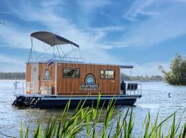 Olav Boats Houseboot, hotell i Zeewolde