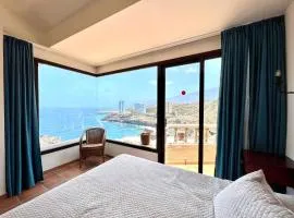 Two bedrooms apartment with stunning views