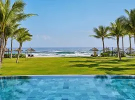Wyndham Hoi An Royal Beachfront Resort & Villas