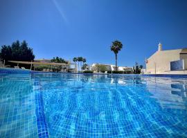 Vilamoura Eden Villa With Pool by Homing、ヴィラモウラのホテル