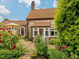 Dolphin Cottage, holiday home in Wiveton