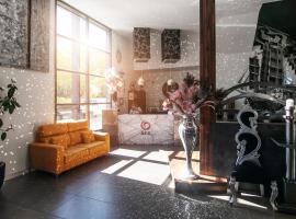 Hotel ACG – hotel w mieście Los Villares
