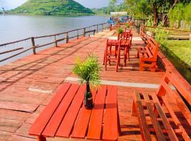 Mutanda Eco Community Center, Hotel in Kisoro