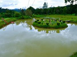 Agalatti River Retreat, hotel v destinaci Sakleshpur