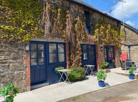 The Ivy Barn Holbeton, hotel with jacuzzis in Plymouth