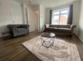 Charming 3Bed House in Strood, hotel i Wainscot