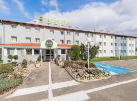 B&B HOTEL Mulhouse Sausheim, מלון בסושיים