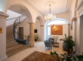 Átrium Rooms & Café, romantic hotel in Sopron