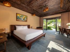 Scenic Mountain Ecolodge Ninh Binh, hotel na may pool sa Ninh Binh