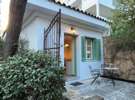 Orpheus Guesthouse: Atina'da bir villa