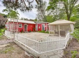 Rural Louisiana Vacation Rental with Fire Pit!