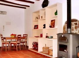 One bedroom apartement with furnished terrace and wifi at Tolva, pet-friendly hotel in Tolva