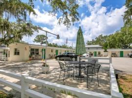 Safety Harbor Motel، فندق في سيفتي هاربور