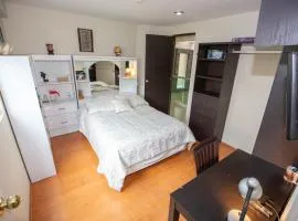 Habitación matrimonial con baño propio