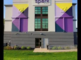 Spark by Hilton Lancaster Dutch Country โรงแรมใกล้Lancaster - LNSในแลงคาสเตอร์