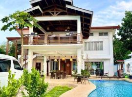 Exclusive Villa & Pool in Panglao, hotel u Panglao Cityiju