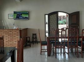 Recanto das Palmeiras, villa in Itajubá