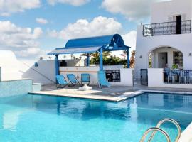Spacious villa with private pool in Djerba, хотел в Хумт Сук