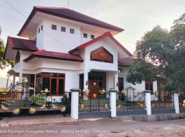 Pringgondani Homestay, hotel v destinaci Bantul