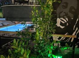 Luxury villa with pool、シダのヴィラ