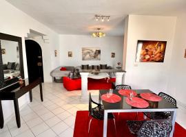 Duplex – hotel w mieście La Marsa