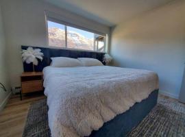 Updated Douglas Apartment, Close to Sandy Beach, hotell i Juneau