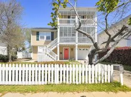Beach, Pier Access! Pet-Friendly Crystal Coast Gem