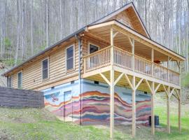 Marshall Cabin with Deck and Fire Pit!, hotel in Mars Hill