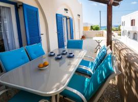 Traditional top floor 90 meters from the beach, hotell i Batsi