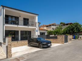 Luxury Apartments Villa San Avia, hotel i Banjole