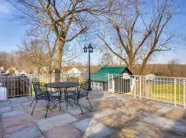 Cumberland Cottage - 2 Blocks to Downtown Dover!