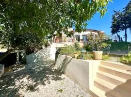 VILLA ENTIÈRE PORT et PLAGE BANDOL