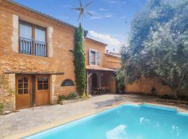 Cozy Home In Cazouls-ls-bziers With Outdoor Swimming Pool，Cazouls-lès-Béziers的飯店