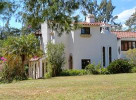 Finca Ana Isabel, hotel with parking in Las Anonas