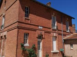 Ancienne maison de maître rénovée, 6 pers, au cœur de la Sologne avec cour fermée et équipements modernes - FR-1-491-412, hotel v destinaci Souvigny-en-Sologne