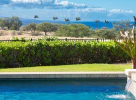 Ikena Nani Exquisite Mauna Kea Home with Heated Pool and Ocean Views, villa in Waimea