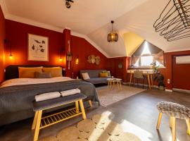 Cozy Main Square Apartment