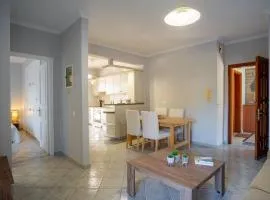 Stefanos Home Cozy Stay Near Airport Parking