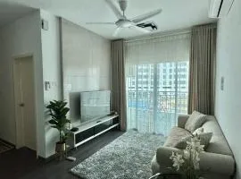 Livistona Luxe Apartment