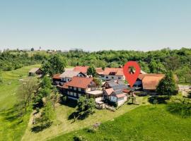 Homestead Bahor With Whirlpool - Happy Rentals, отель в городе Črnomelj